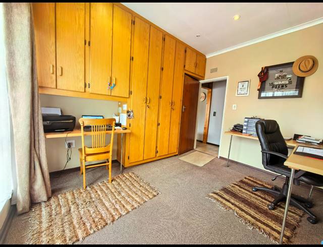 3 BEDROOM HOUSE FOR SALE IN VAALPARK